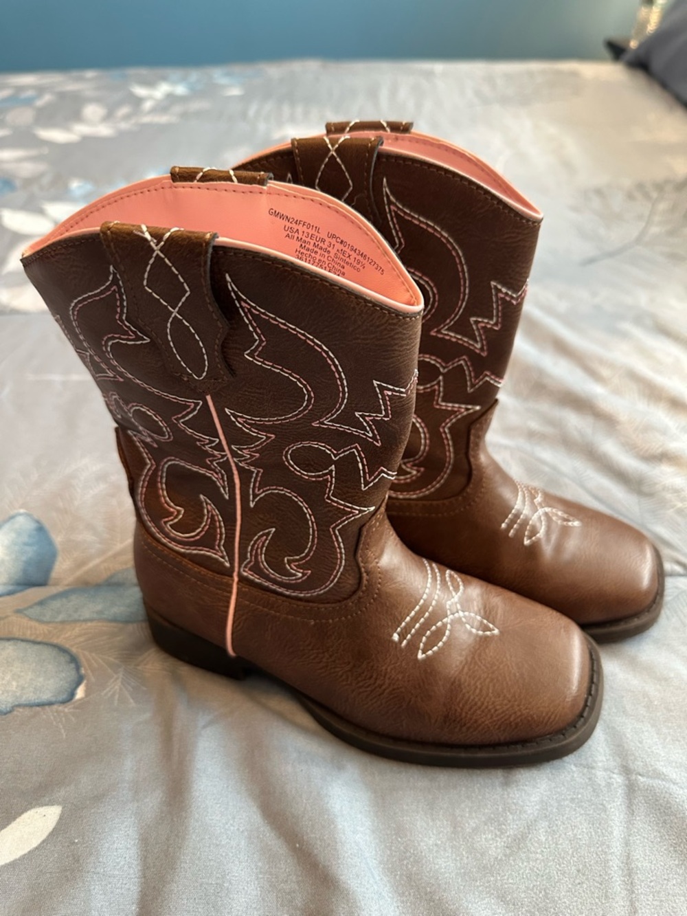 Like New Wonder Nation Brown Girls Western Boots w/Pink Trim Sz 13 - Picture 11 of 11